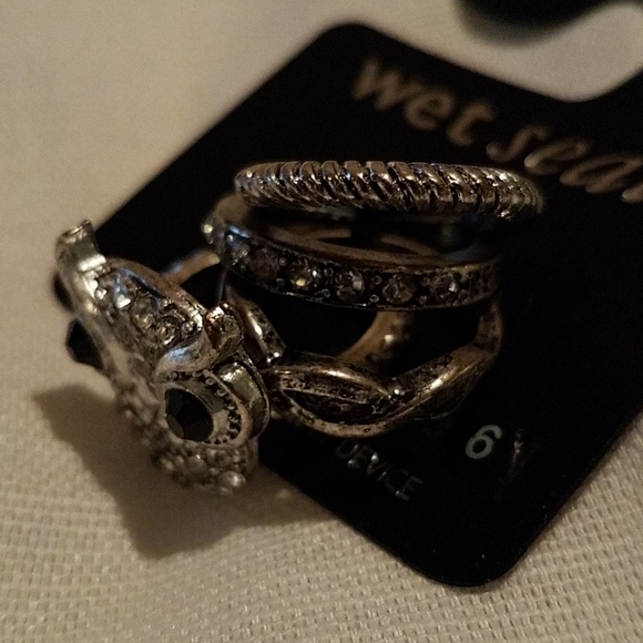 Wet Seal Ring Set with Rhinestone Owl NWT 6 - Picture 2 of 2